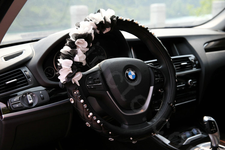 Popular Lace Flower Crystal Car Steering Wheel Covers Genuine Sheepskin 15 inch 38CM - Black