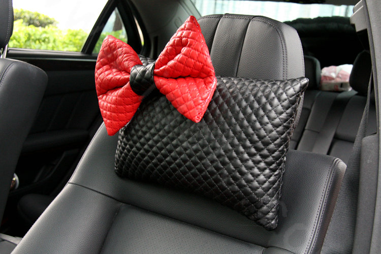 Princess Bowknot Genuine Sheepskin Car Neck Safety Pillow Diamond Lattice 1pcs - Black Red