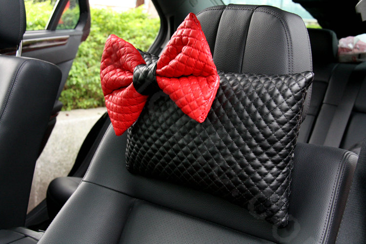 Princess Bowknot Genuine Sheepskin Car Neck Safety Pillow Diamond Lattice 1pcs - Black Red