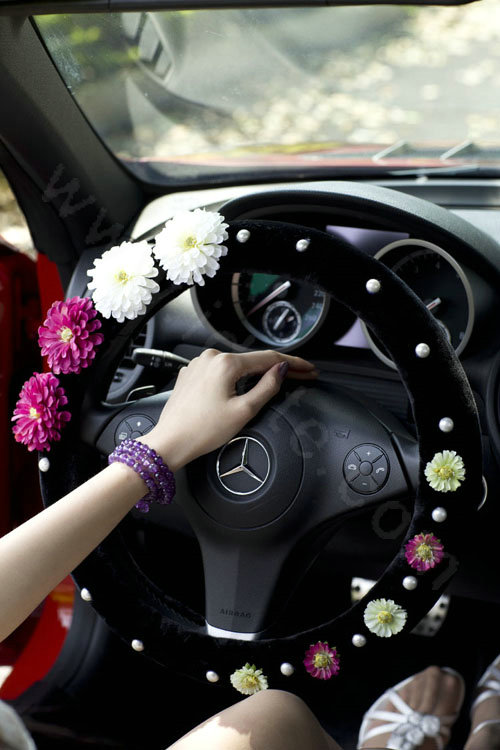 Princess Flowers Pearls Winter Genuine Wool Auto Steering Wheel Covers 14 inch 36CM - Black