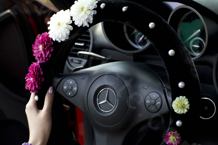 Princess Flowers Pearls Winter Genuine Wool Auto Steering Wheel Covers 15 inch 38CM - Black