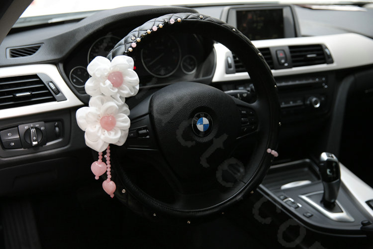 Romantic Powder Crystal Flower Car Steering Wheel Covers Genuine Sheepskin 16 inch 40CM - Black