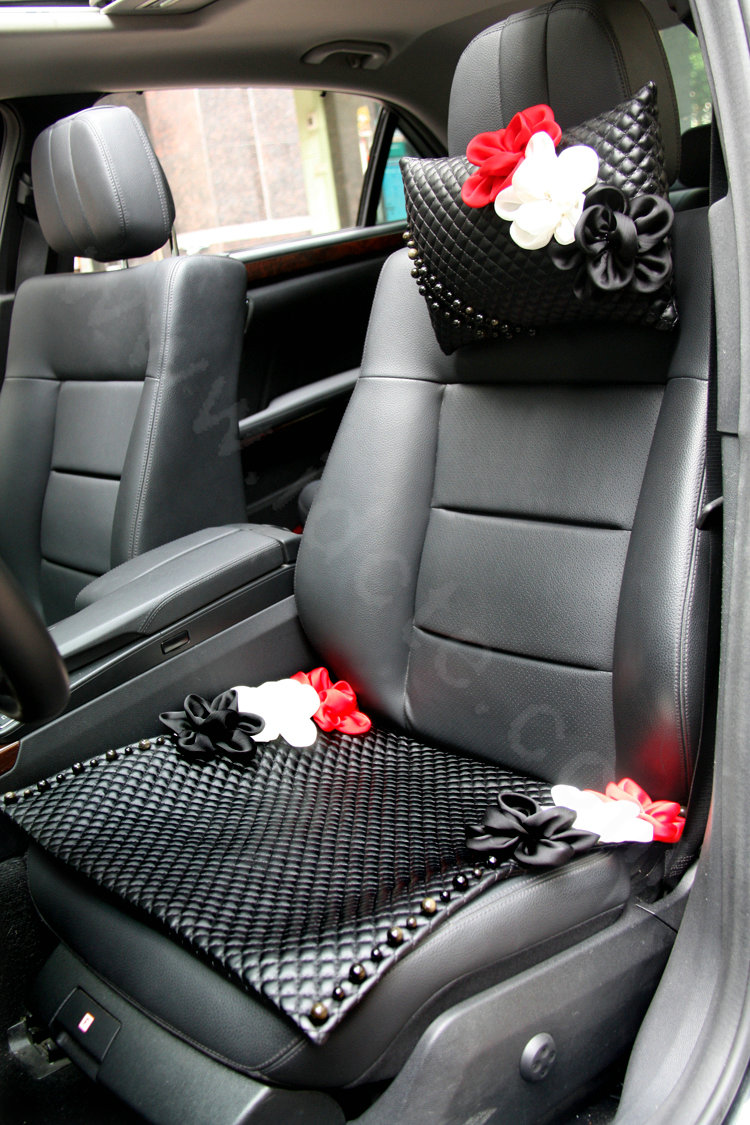 Sexy Crystal Beads Rose Universal Car Seat Cushion Women Genuine Sheepskin Pad 1pcs - Black