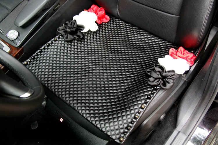 Sexy Crystal Beads Rose Universal Car Seat Cushion Women Genuine Sheepskin Pad 1pcs - Black