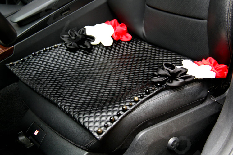 Sexy Crystal Beads Rose Universal Car Seat Cushion Women Genuine Sheepskin Pad 1pcs - Black