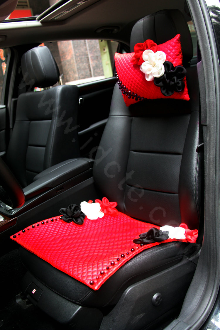 Sexy Crystal Beads Rose Universal Car Seat Cushion Women Genuine Sheepskin Pad 1pcs - Red