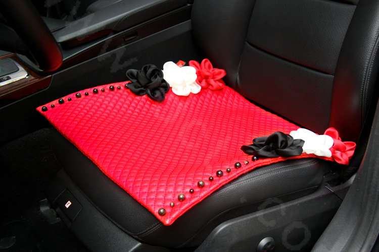 Sexy Crystal Beads Rose Universal Car Seat Cushion Women Genuine Sheepskin Pad 1pcs - Red