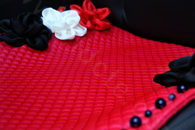 Sexy Crystal Beads Rose Universal Car Seat Cushion Women Genuine Sheepskin Pad 1pcs - Red