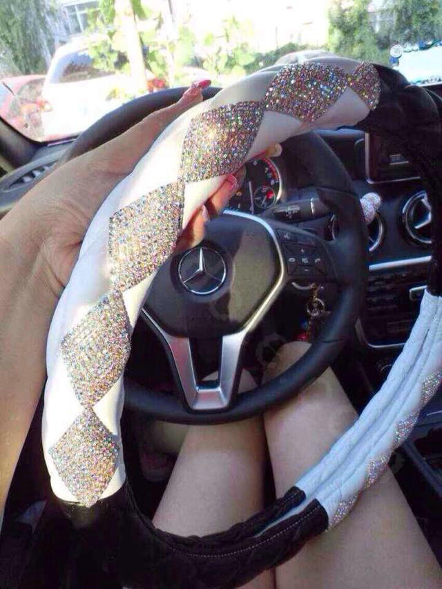 Top Luxury Women Car Steering Wheel Covers Crystal PU leather 15 inch 38CM - Black White