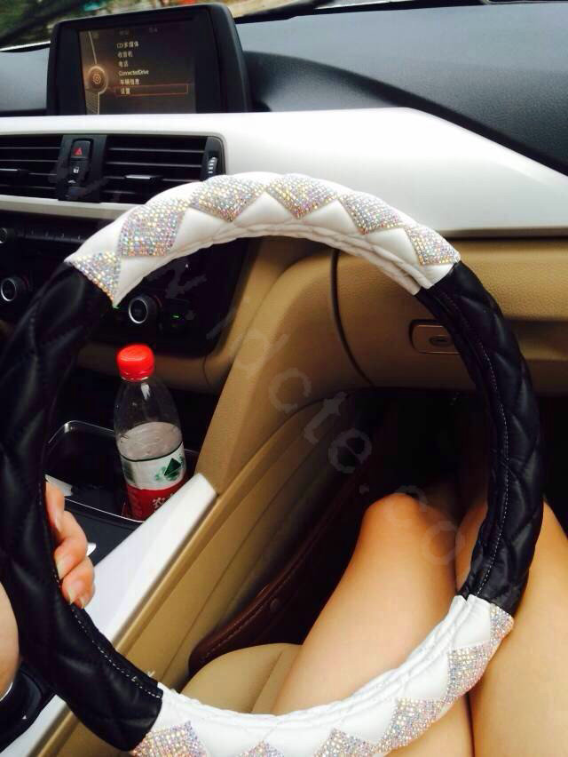 Top Luxury Women Car Steering Wheel Covers Crystal PU leather 15 inch 38CM - Black White