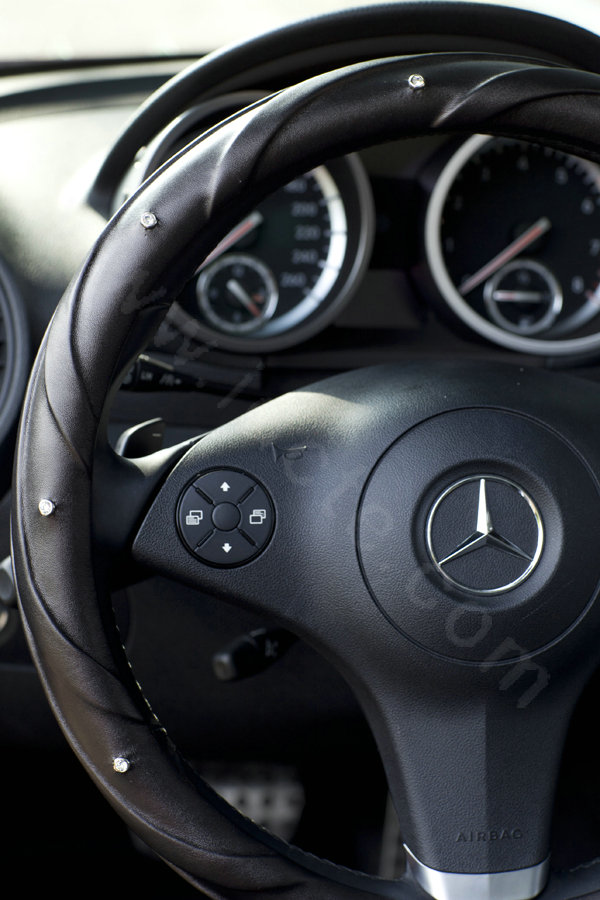 Top grade Diamond Grip Auto Steering Wheel Covers Genuine Cowhide 14 inch 36CM - Black