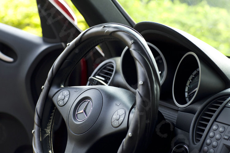 Top grade Man Diamond Grip Auto Steering Wheel Covers Genuine Cowhide 16 inch 40CM - Black