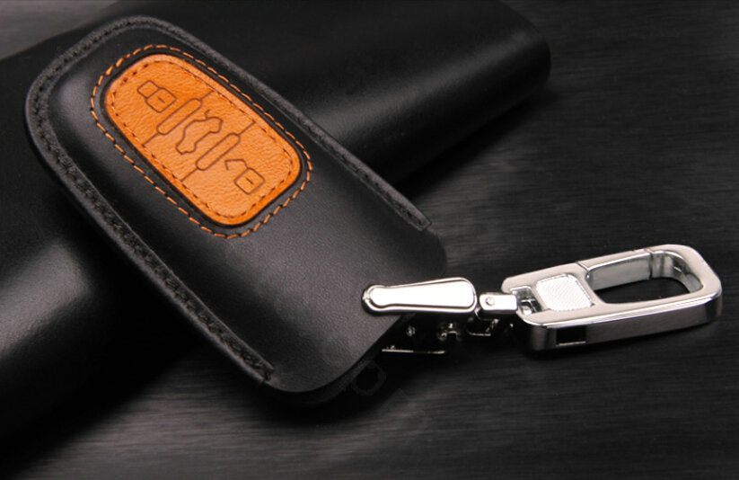 Clasic Genuine Leather Crocodile Grain Auto Key Bags Smart for Audi A5 - Brown