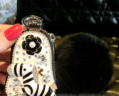 Luxurious Universal Crystal Genuine Leather Auto Key Bags Black Fur Ball Key Chain - Black