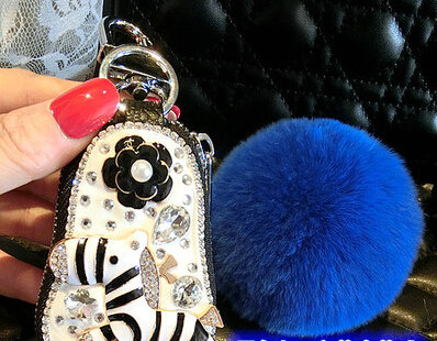 Luxurious Universal Crystal Genuine Leather Auto Key Bags Blue fur Ball Key Chain - Black