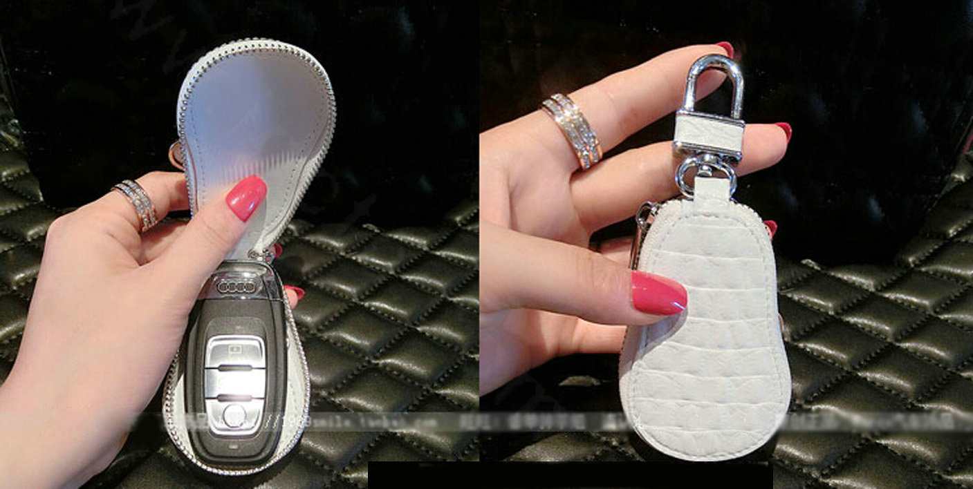 Luxurious Universal Crystal Genuine Leather Auto Key Bags Key Chain - White