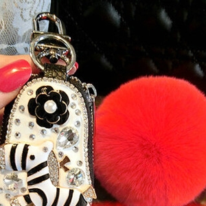 Luxurious Universal Crystal Genuine Leather Auto Key Bags Red Fur Ball Key Chain - Black