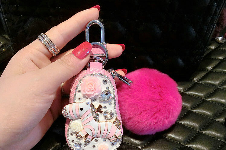 Luxurious Universal Crystal Genuine Leather Auto Key Bags Rose Fur Ball Key Chain - Pink