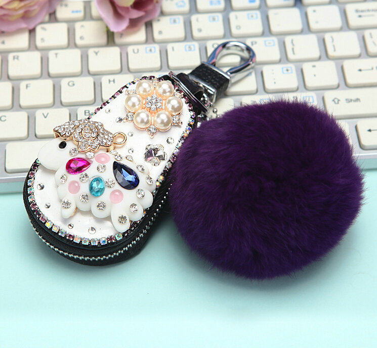 Luxurious Universal Sheep Crystal Genuine Leather Auto Key Bags Purple Fur Ball Key Chain - Black