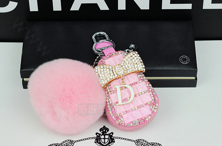 Pretty Universal Crystal Genuine Leather Auto Key Bags Fur Ball Key Chain - Pink