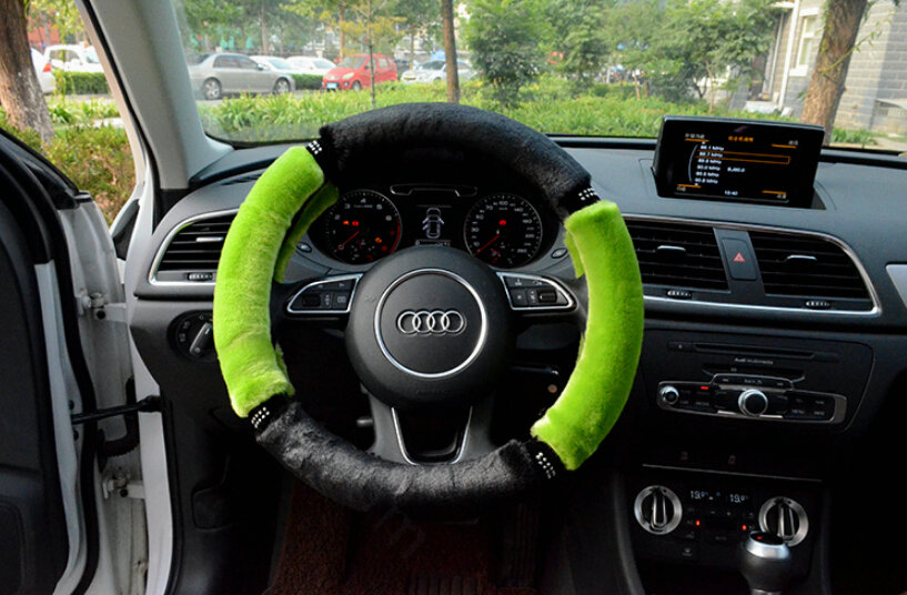 Classic Diamond Car Steering Wheel Wrap Velvet 15 Inch 38CM - Green