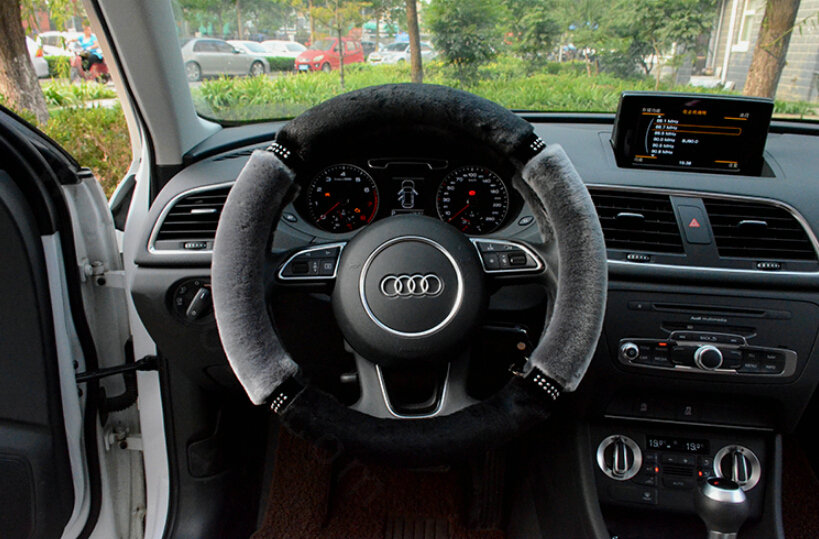 Classic Diamond Car Steering Wheel Wrap Velvet 15 Inch 38CM - Grey