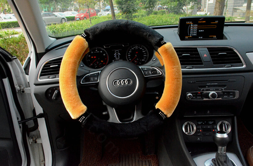Classic Diamond Car Steering Wheel Wrap Velvet 15 Inch 38CM - Yellow
