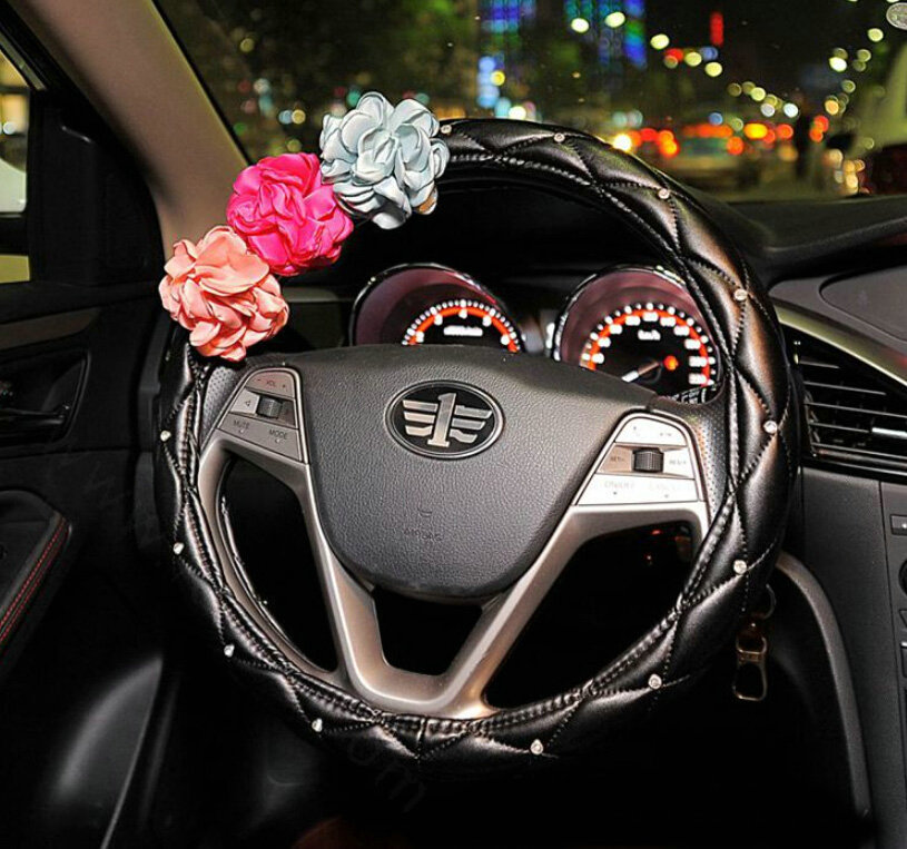 Color Camellia Diamond Car Steering Wheel Covers Genuine Leather 15 Inch 38CM - Black