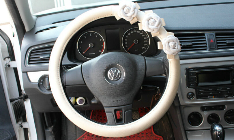 Cool Camellia Car Steering Wheel Wrap PU Leather 15 Inch 38CM - Beige