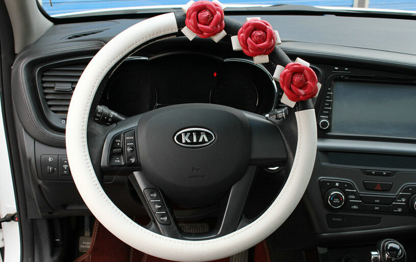 Cool Camellia Car Steering Wheel Wrap PU Leather 15 Inch 38CM - White