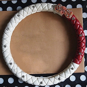 Diamond Bowknot Car Steering Wheel Cover Sheepskin Leather 15 Inch 38CM - White