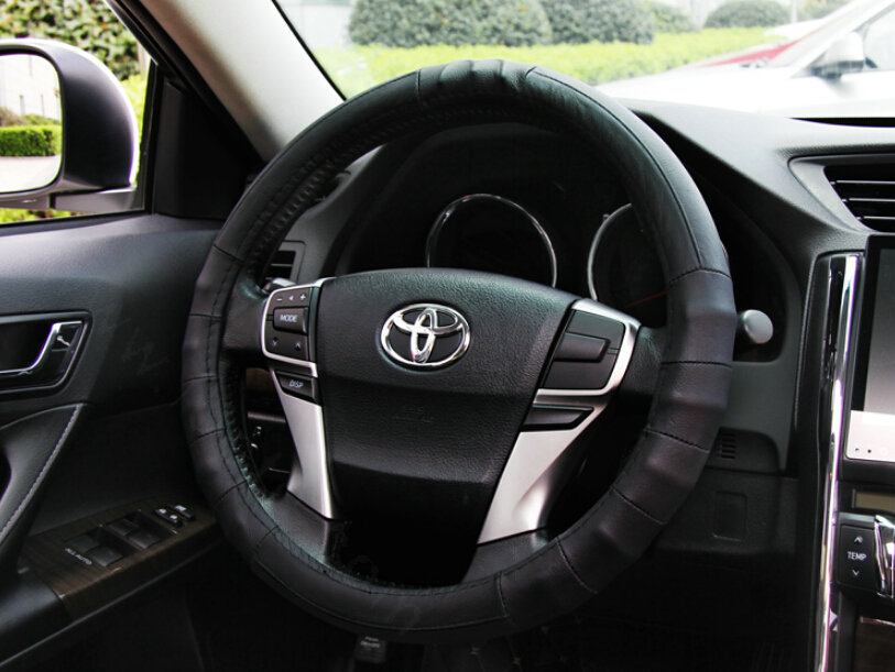 Exquisite Car Steering Wheel Wrap Genuine Leather 15 Inch 38CM - Black