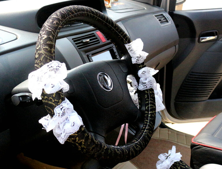 Lace Car Steering Wheel Cover Bud Silk Fiber Cloth 15 Inch 38CM - Black
