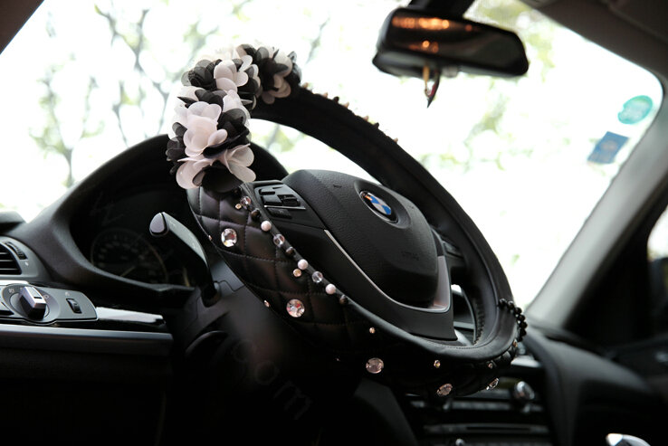 Miju Floral Car Steering Wheel Cover Bud Silk Genuine Leather 14 Inch 36CM - Black