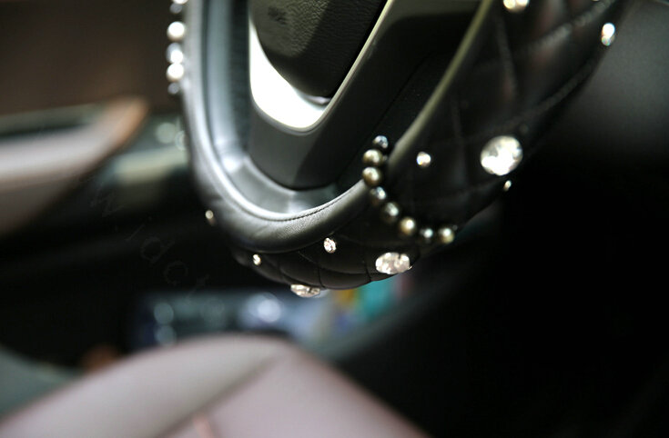 Miju Floral Car Steering Wheel Cover Bud Silk Genuine Leather 15 Inch 38CM - Black