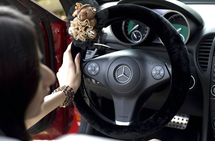 Miju Teddy Bear Car Steering Wheel Cover Bud Silk Wool 14 Inch 36CM - Black