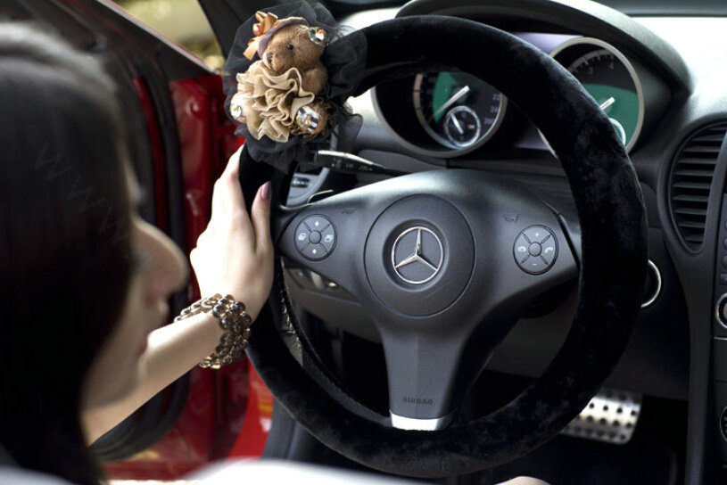 Miju Teddy Bear Car Steering Wheel Cover Bud Silk Wool 16 Inch 40CM - Black