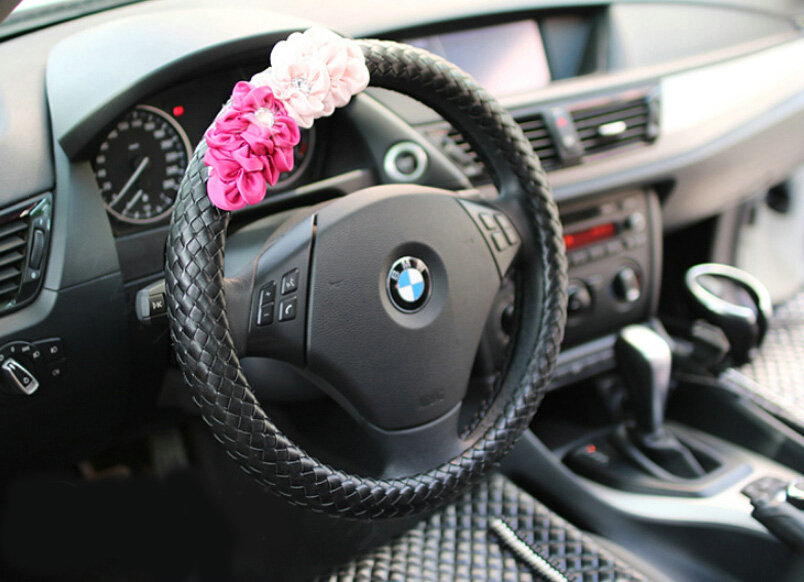 Pretty Flower Knitting Car Steering Wheel Wrap PU Leather 15 Inch 38CM - Black