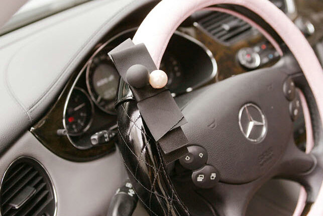 Quality Pearl Bowknot Car Steering Wheel Cover PU Leather 15 Inch 38CM - Pink