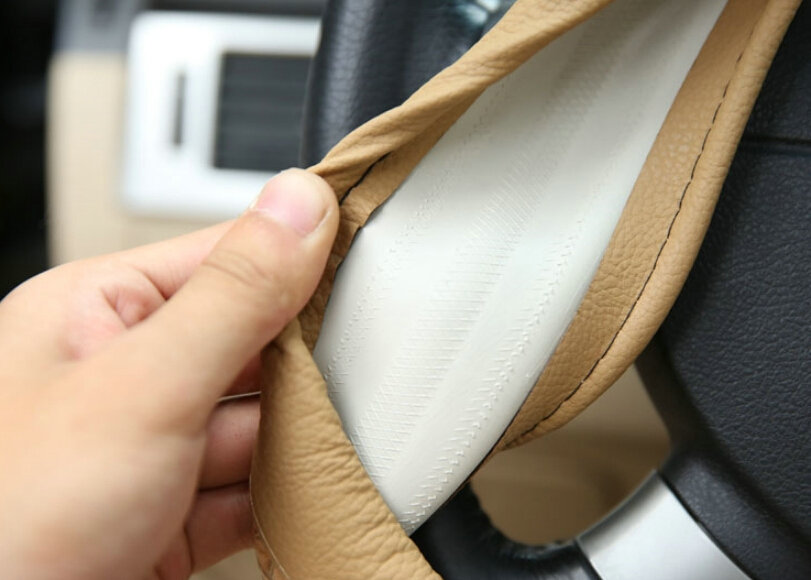 Snake Print Car Steering Wheel Cover Genuine Leather 15 Inch 38CM - Black