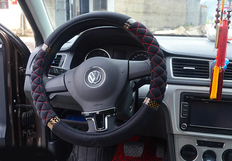 Cooling Car Steering Wheel Covers Milk Silk Fiber Cloth 15 Inch 38CM - Black