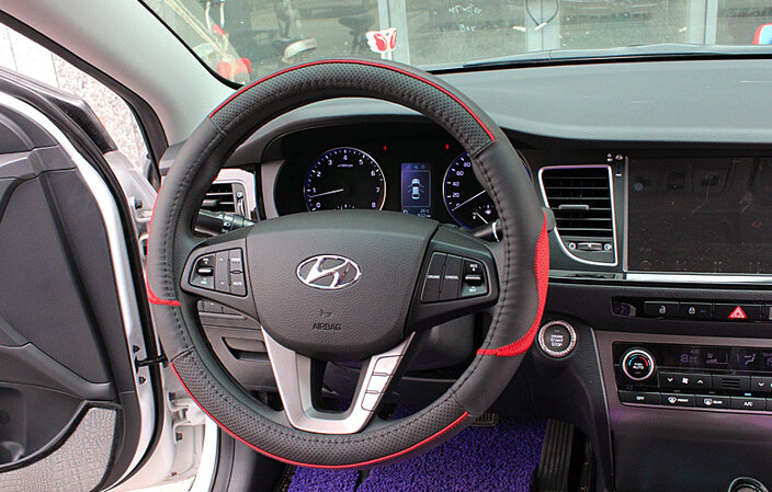 Fashion Car Steering Wheel Wrap Genuine Leather 15 Inch 38CM - Black Red