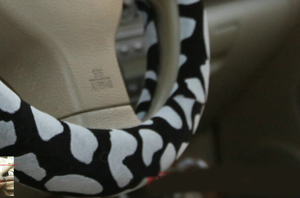 Free Leopard Print Auto Steering Wheel Covers Velvet 15 Inch 38CM - Grey