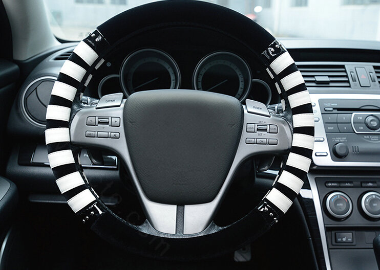 Fringe Car Steering Wheel Wrap Velvet 15 Inch 38CM - Black White