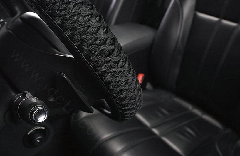 Fun Car Steering Wheel Wrap Ice Silk PU Leather 15 Inch 38CM - Black