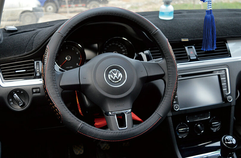 Fun Snake Print Auto Steering Wheel Covers Crocodile Leather 15 Inch 38CM - Black