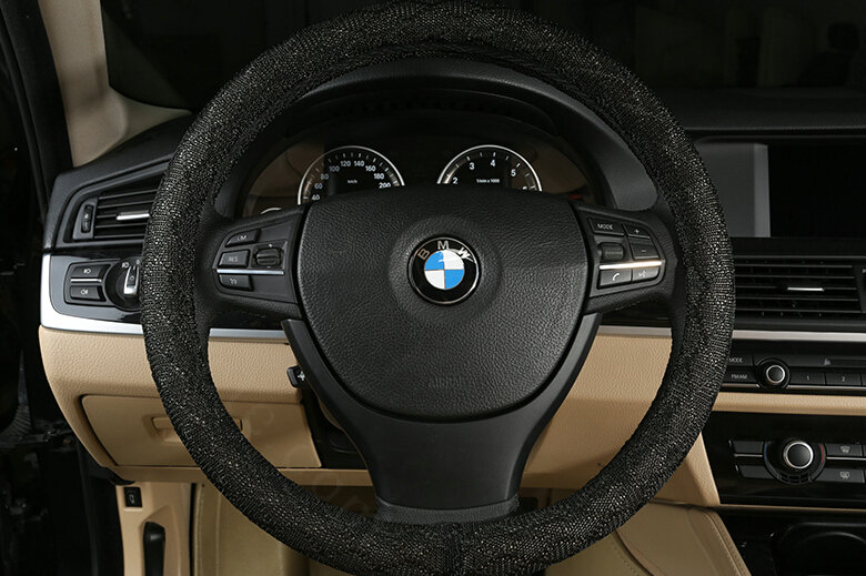 Lozenge Pattern Car Steering Wheel Covers Ice Silk 15 Inch 38CM - Black