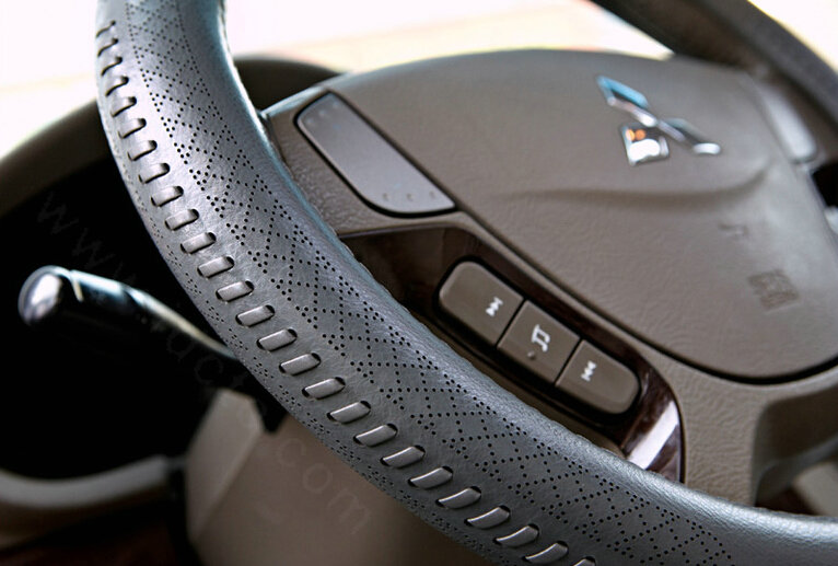 Pretty Auto Steering Wheel Wrap Cow Genuine Leather 15 Inch 38CM - Grey