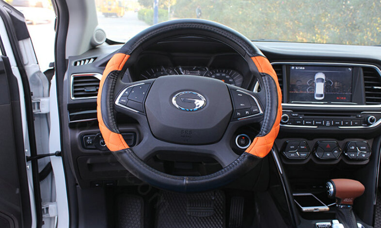 Pretty Car Steering Wheel Covers Sheepskin Leather 15 Inch 38CM - Black Orange