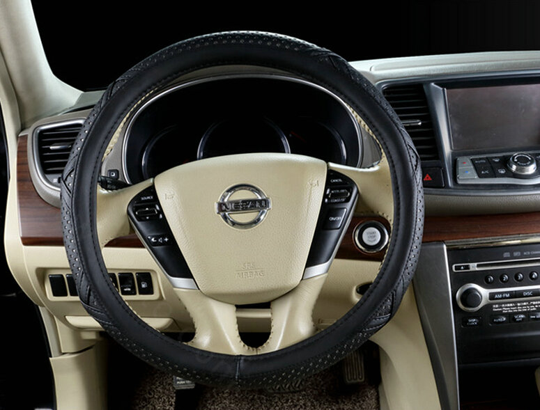 Pretty Car Steering Wheel Covers Sheepskin Leather 15 Inch 38CM - Black